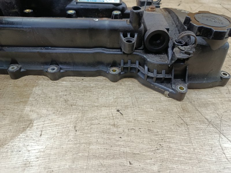Крышка головки блока цилиндров Toyota Aygo 2007 1KR-FE
