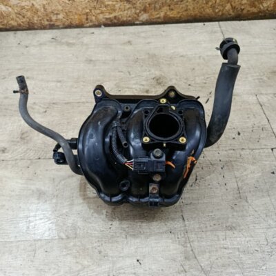 Коллектор впускной Toyota Aygo 2007 1KR-FE - изображение 1