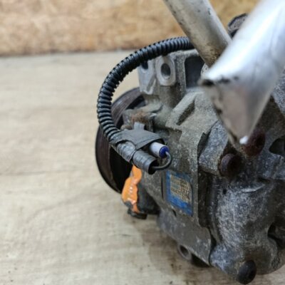 Компрессор кондиционера Toyota Aygo 2007 1KR-FE - изображение 5