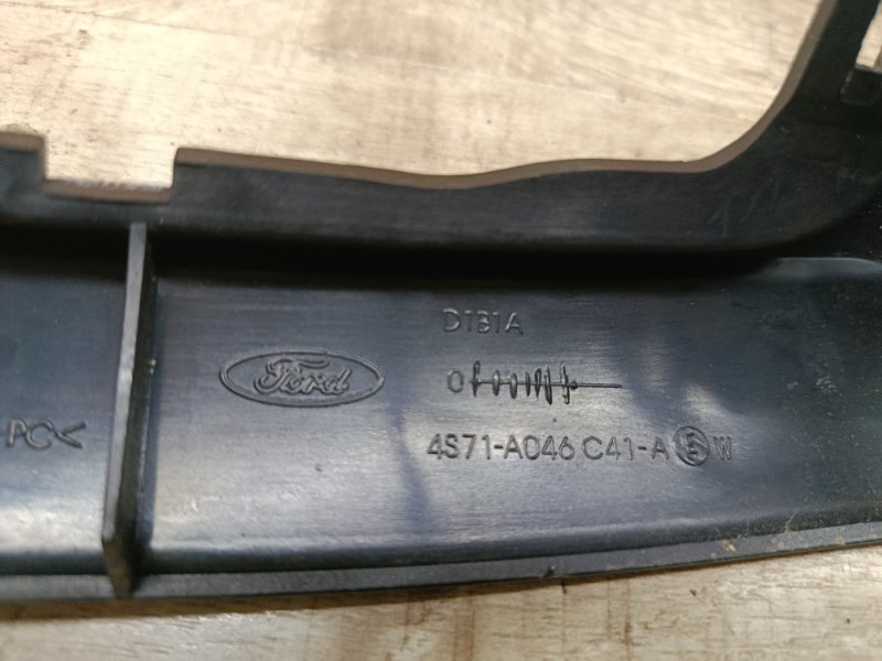 Накладка декоративная Ford Mondeo 2006 седан 4дв. CJBA