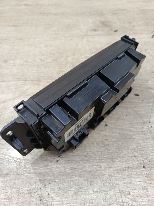Блок управления климат-контролем Cadillac GMT926 (Escalade) 2008 Джип Внедорожник L92