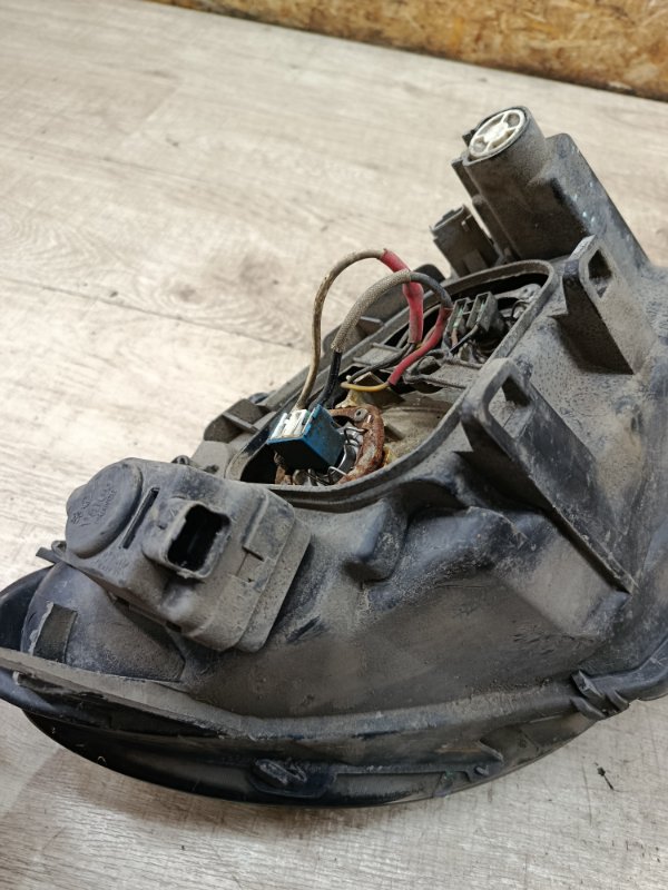 Фара Peugeot 206 2007 седан 4дв. NFU (TU5JP4) Перед. Лев.