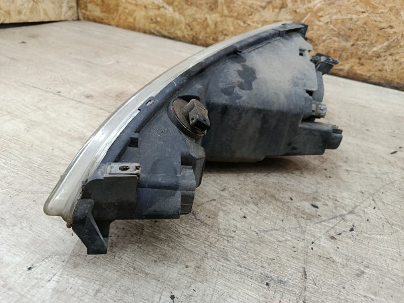Фара Peugeot 206 2007 седан 4дв. NFU (TU5JP4) Перед. Прав.