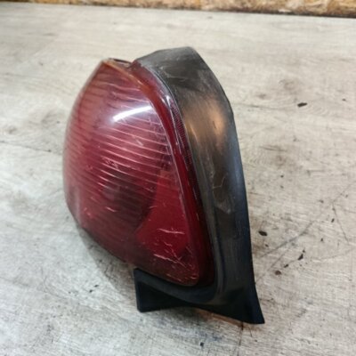 Фонарь Peugeot 206 2007 седан 4дв. NFU (TU5JP4) Задн. Лев. - изображение 3