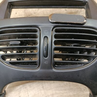 Центральная консоль Peugeot 206 2007 седан 4дв. NFU (TU5JP4) - изображение 2