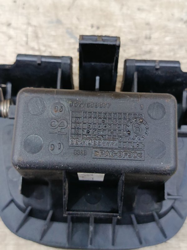 Пепельница Peugeot 206 2007 седан 4дв. NFU (TU5JP4)