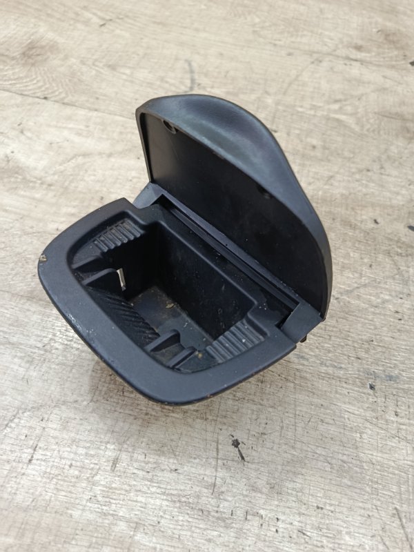 Пепельница Peugeot 206 2007 седан 4дв. NFU (TU5JP4)