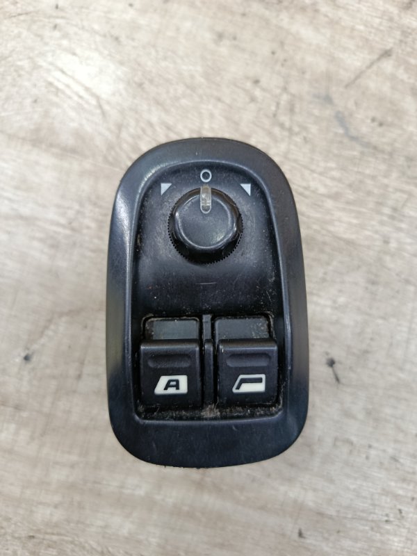 Блок управления стеклами Peugeot 206 2007 седан 4дв. NFU (TU5JP4)