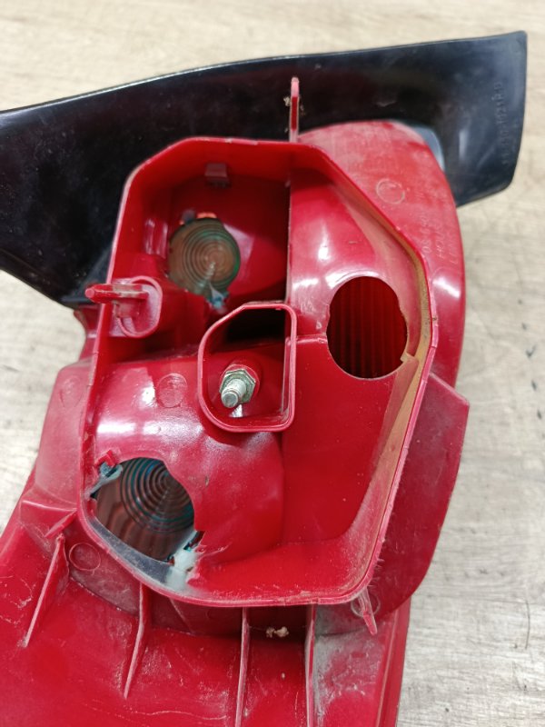 Фонарь Peugeot 206 2002 хетчбэк 3дв. HFZ (TU1JP) Задн. Прав.