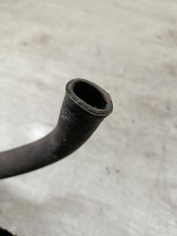 Патрубок системы охлаждения двигателя Peugeot 206 2002 хетчбэк 3дв. HFZ (TU1JP)