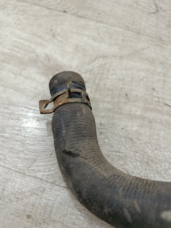 Патрубок системы охлаждения двигателя Peugeot 206 2002 хетчбэк 3дв. HFZ (TU1JP)