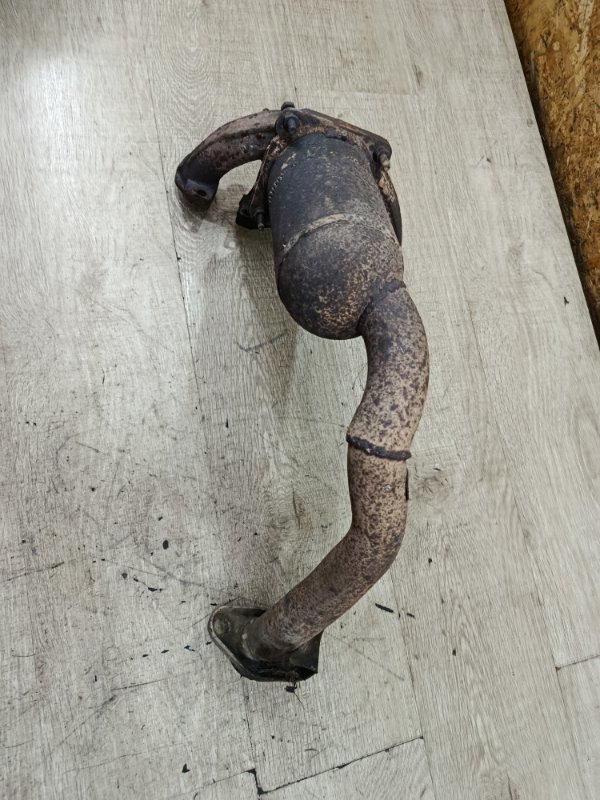 Коллектор выпускной Peugeot 206 2002 хетчбэк 3дв. HFZ (TU1JP)