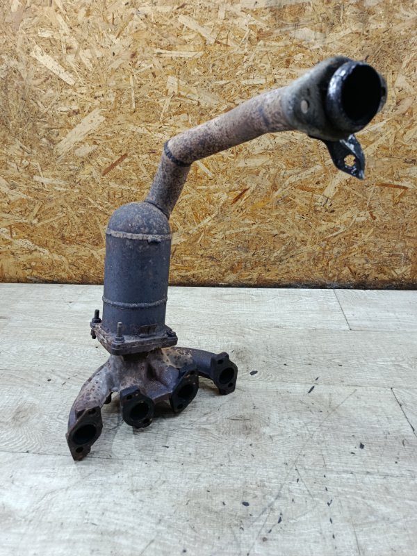 Коллектор выпускной Peugeot 206 2002 хетчбэк 3дв. HFZ (TU1JP)