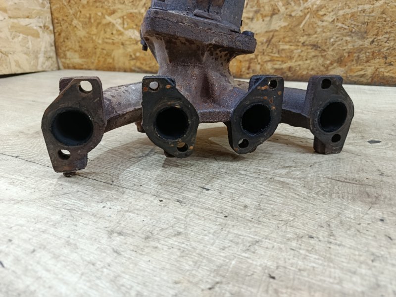 Коллектор выпускной Peugeot 206 2002 хетчбэк 3дв. HFZ (TU1JP)