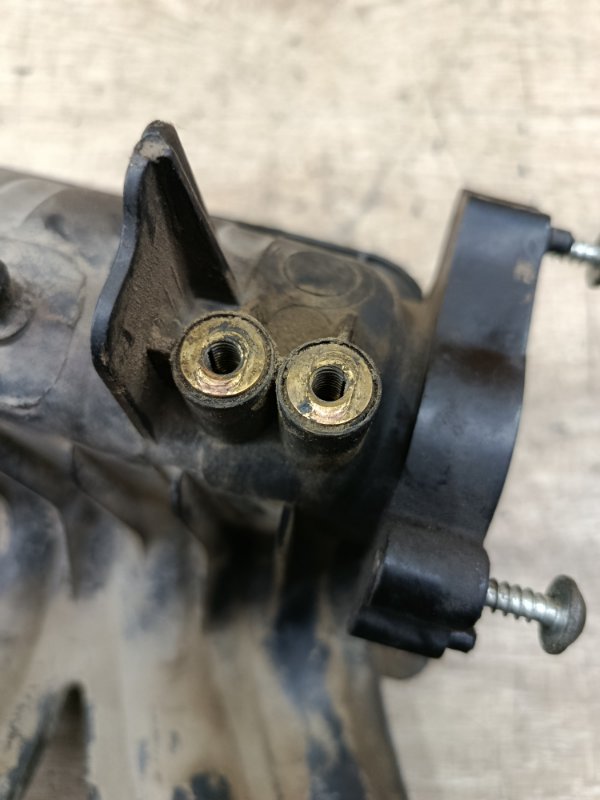 Коллектор впускной Peugeot 206 2002 хетчбэк 3дв. HFZ (TU1JP)