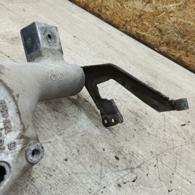 Кронштейн двигателя Peugeot 206 2002 хетчбэк 3дв. HFZ (TU1JP) - изображение 5