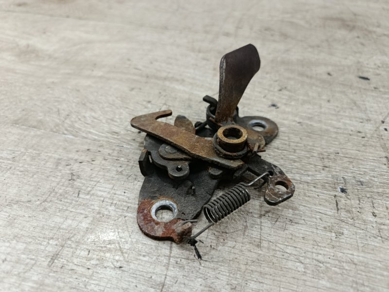Замок капота Peugeot 206 2007 седан 4дв. NFU (TU5JP4)