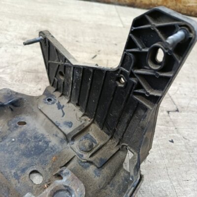 Полка аккумулятора Peugeot 206 2007 седан 4дв. NFU (TU5JP4) - изображение 3