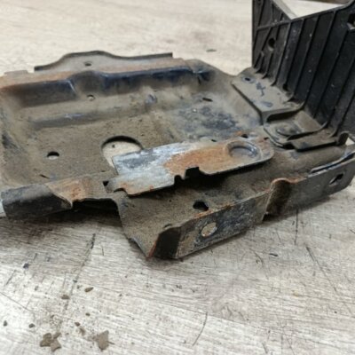 Полка аккумулятора Peugeot 206 2007 седан 4дв. NFU (TU5JP4) - изображение 2