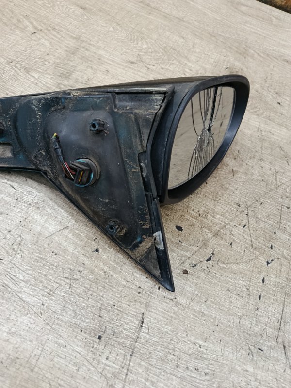 Зеркало Opel Vectra B 2000 седан 4дв. X16XEL 1.6 Перед. Лев.