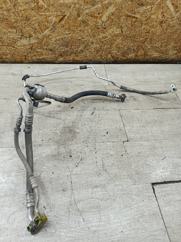 Трубка кондиционера Opel Astra H 2004 хетчбэк 5дв. Z18XE