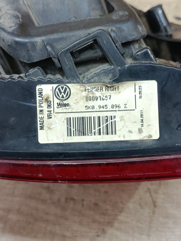 Фонарь Volkswagen Golf 6 2011 хетчбек Задн. Прав.