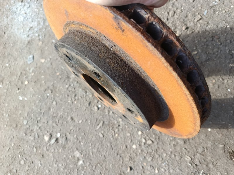 Тормозной диск Chevrolet Express 2008 5.3 Перед. Лев.