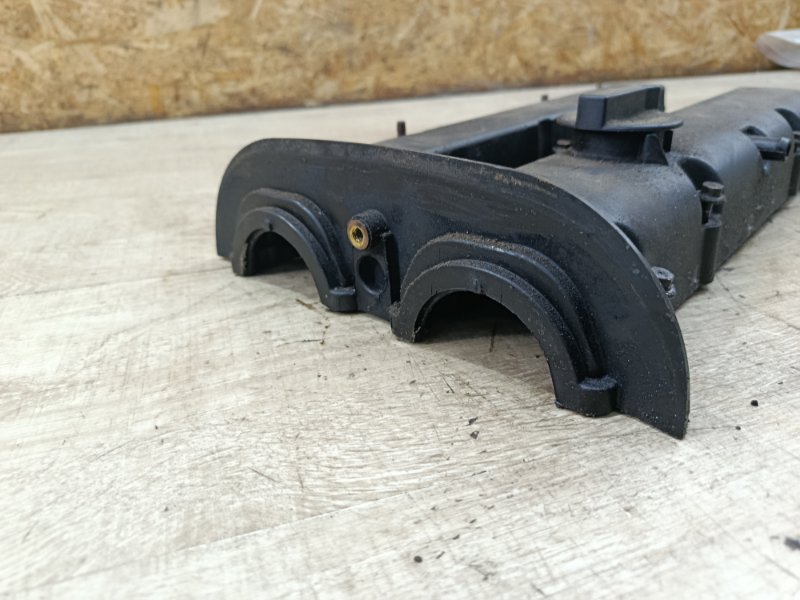 Крышка клапанов Ford Focus 2 2006 SHDA