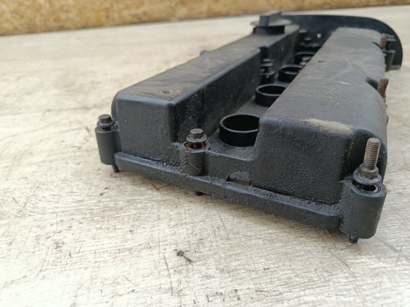Крышка клапанов Ford Focus 2 2006 SHDA