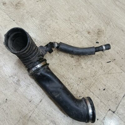 Воздуховод Opel Astra J 2010 хетчбэк 5дв. A16LET 1.6 - изображение 6
