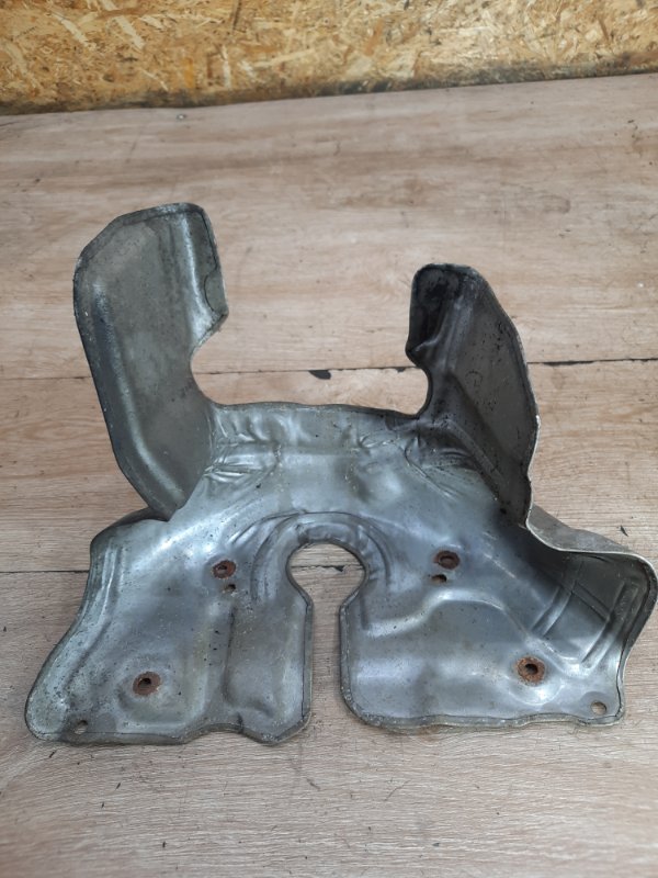 Тепловой экран выпускного коллектора Peugeot 207 2007 хетчбэк 5дв. KFU(ET3J4)