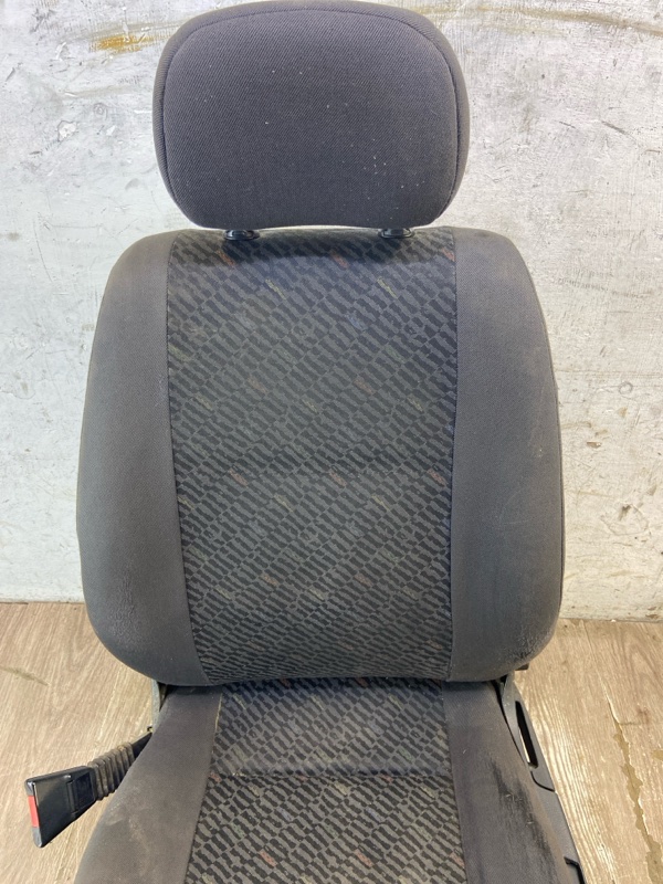 Сиденье водительское Opel Astra G 2001 хетчбэк 5дв. Z16XE 1.6