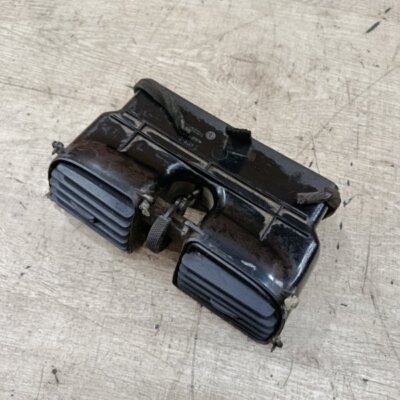 Дефлектор обдува салона Mitsubishi Carisma 2003 седан 4дв. 4G92 - изображение 9