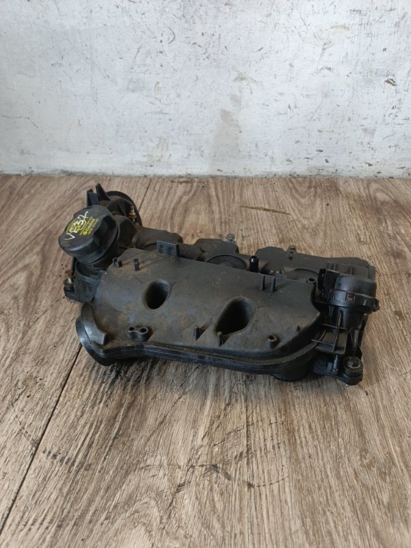 Крышка клапанов Land Rover Range Rover 2008 внедорожник 276DT