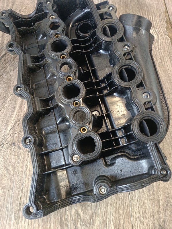 Крышка клапанов Land Rover Range Rover 2008 внедорожник 276DT