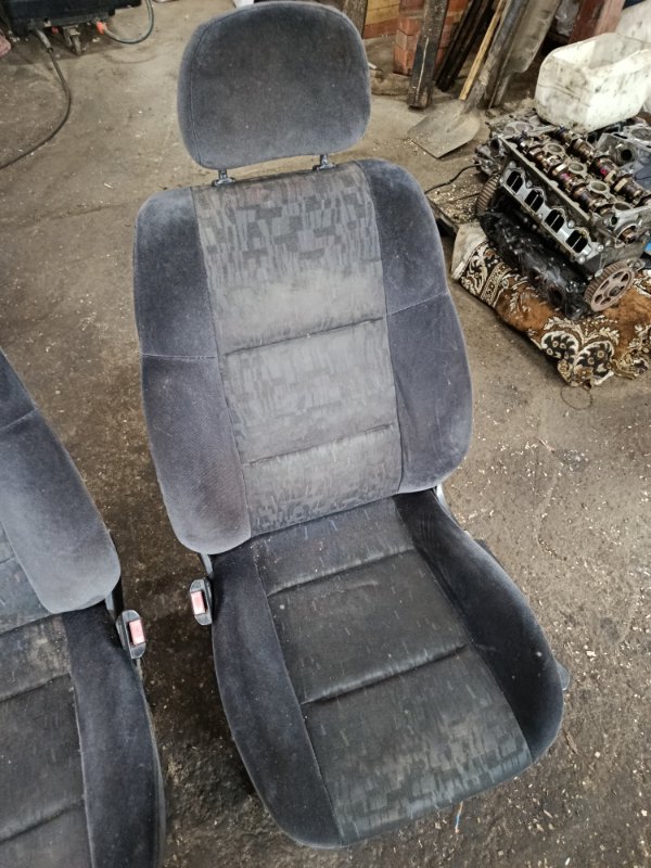 Сиденье водительское Opel Vectra B 2000 седан 4дв. X16XEL 1.6 Перед. Лев.