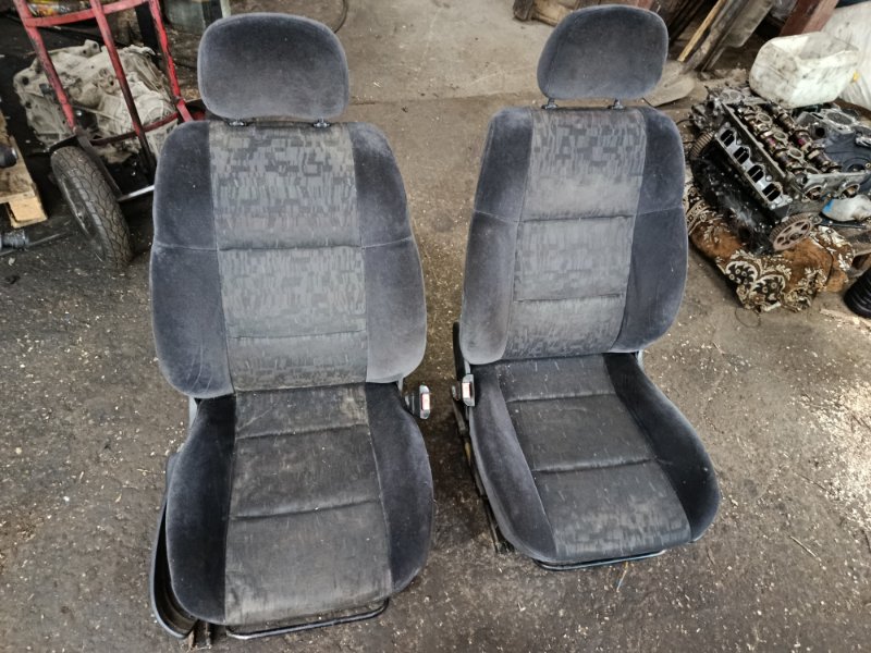 Сиденье пассажирское Opel Vectra B 2000 седан 4дв. X16XEL 1.6 Перед. Прав.