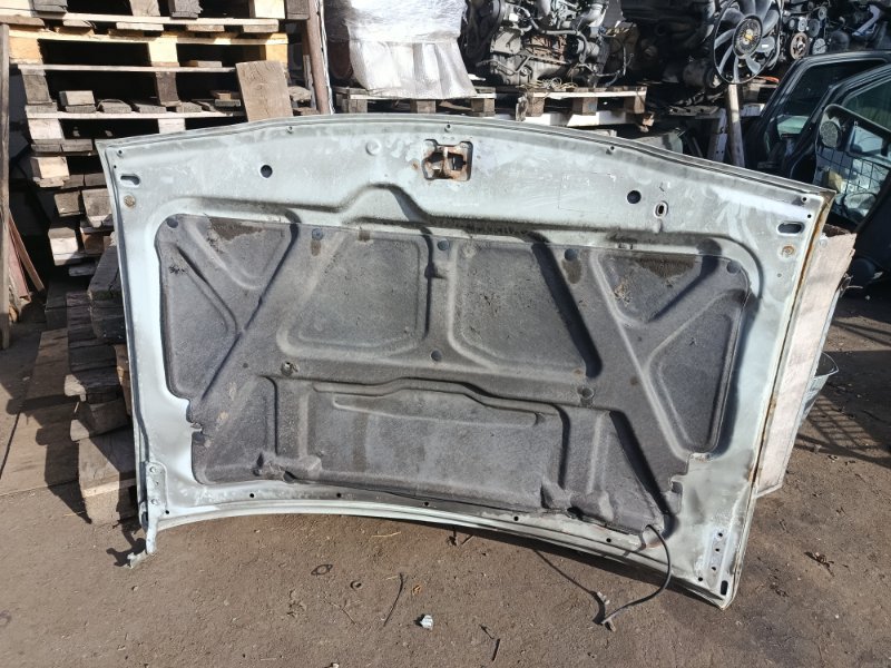 Капот Suzuki Grand Vitara 2003 универсал J20A