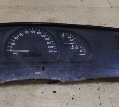 Панель приборов Opel Vectra B 2000 седан 4дв. X16XEL 1.6 - изображение 1