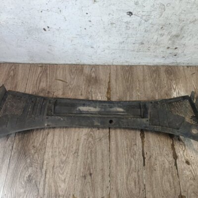 Водосток/жабо Opel Vectra B 2000 седан 4дв. X16XEL 1.6 - изображение 6