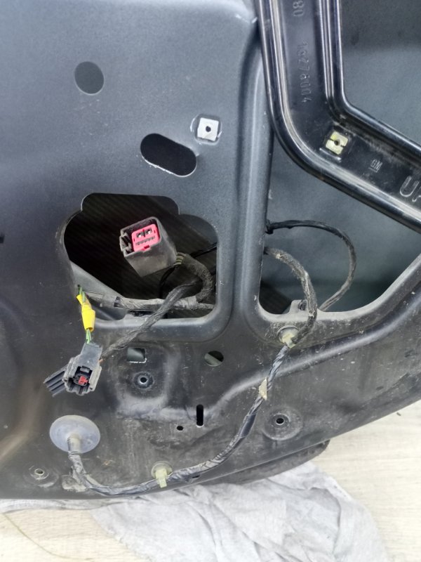 Дверь Opel Astra J 2011 хечбек 5дв Перед. Прав.