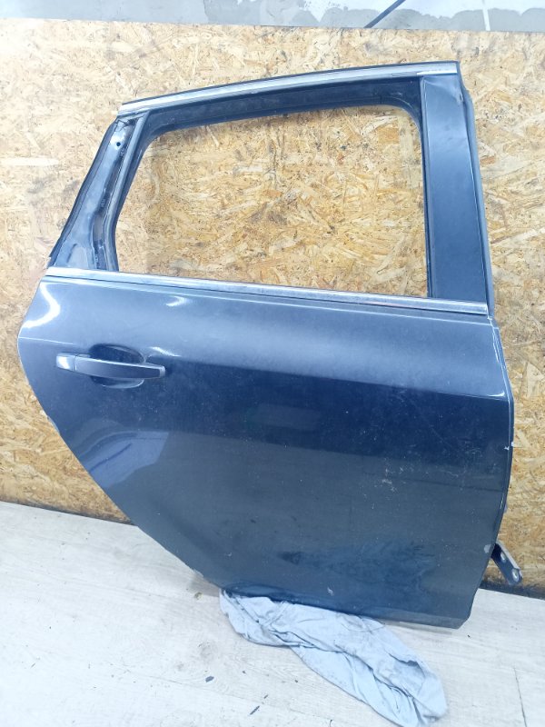 Дверь Opel Astra J 2011 хечбек 5дв Перед. Прав.