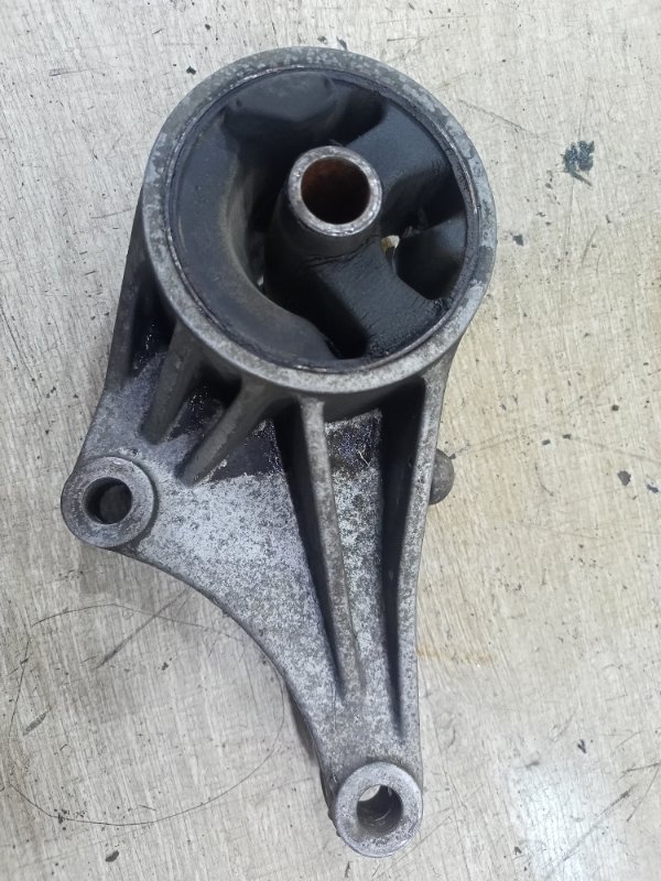 Подушка КПП Opel Astra G 2001 седан 4дв. Z16XE 1.6