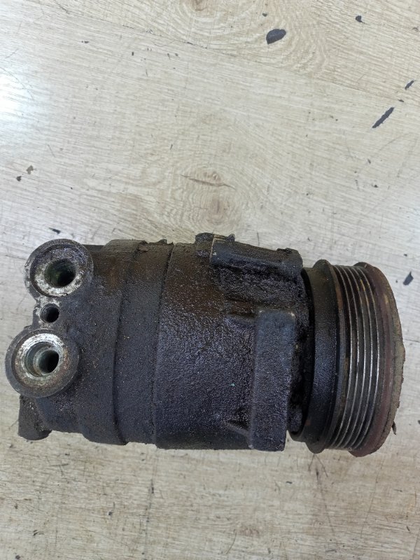 Компрессор кондиционера Opel Vectra B 2000 седан 4дв. X16XEL 1.6