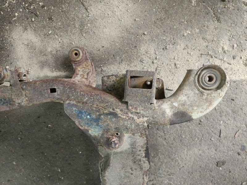 Подрамник передний Opel Vectra B 2000 седан 4дв. X16XEL 1.6