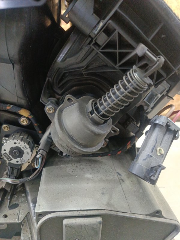 Корпус печки Opel Vectra B 2000 седан 4дв. X16XEL 1.6