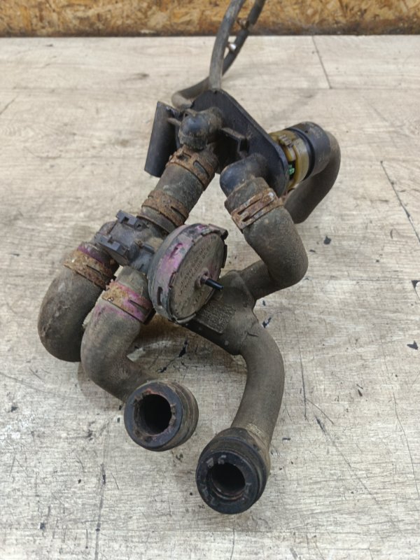 Патрубок отопителя Opel Vectra B 2000 седан 4дв. X16XEL 1.6