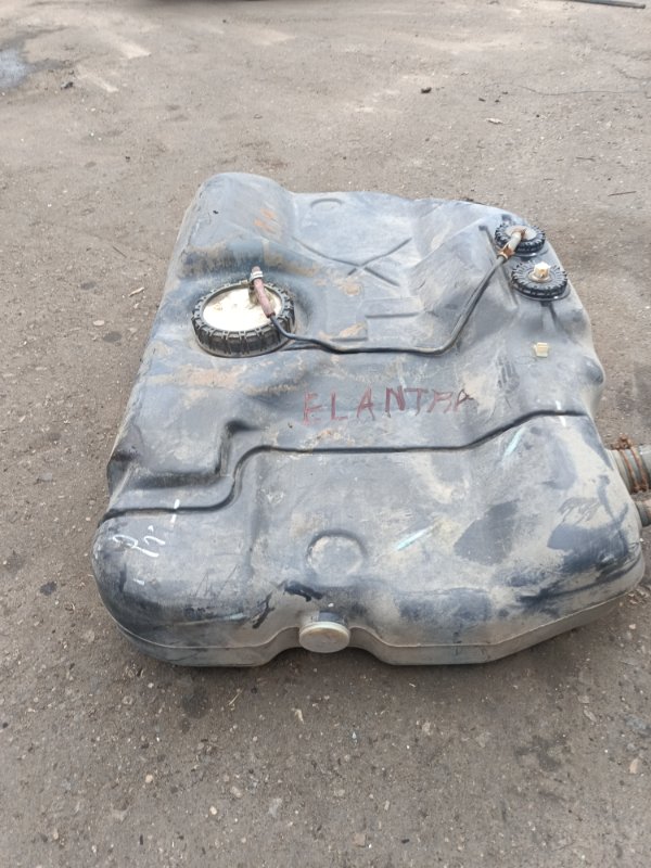 Бензобак Hyundai Elantra 2004 седан 4дв. G4ED-G