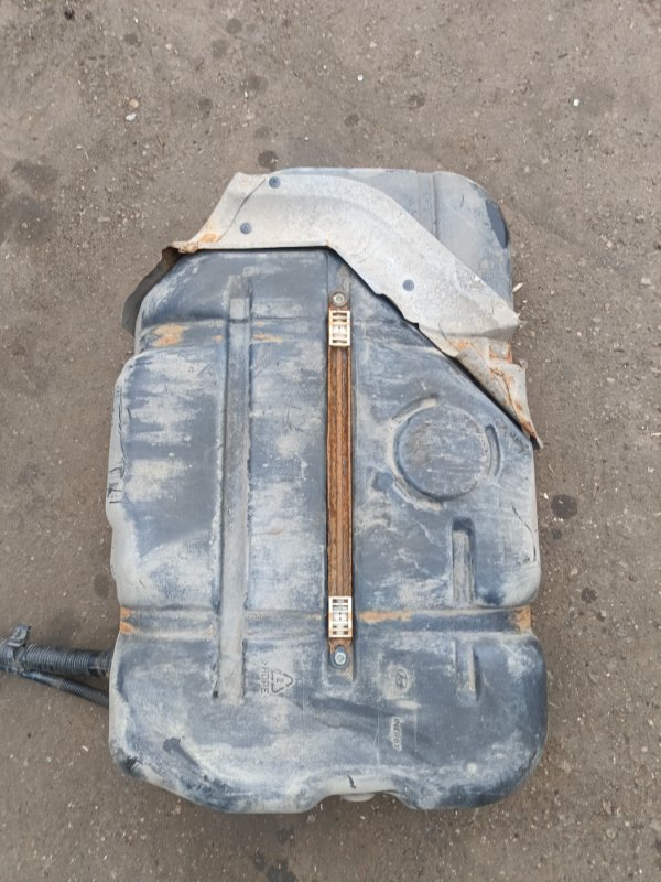 Бензобак Hyundai Elantra 2004 седан 4дв. G4ED-G
