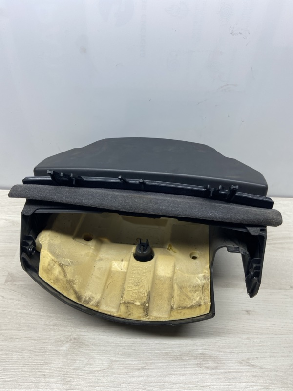 Кожух рулевой колонки Opel Astra H 2010 седан 4дв. Z18XER 1.8